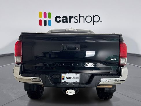 Used 2019 Toyota Tacoma TRD Off-Road image 4