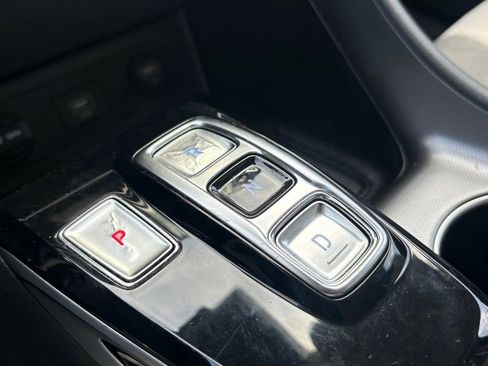 Used 2021 Hyundai Sonata SE w/ Preferred Accessory Package image 23