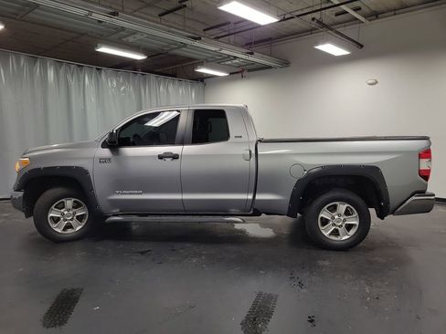Used 2015 Toyota Tundra SR5 image 5