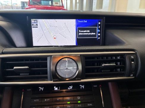 Used 2018 Lexus IS 300 image 19