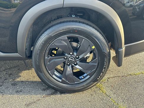 New 2026 Nissan Rogue SV image 20