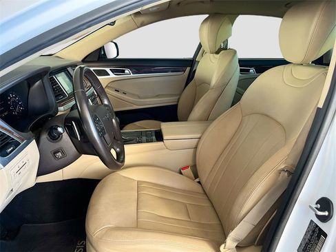 Used 2019 Genesis G80 3.8 image 20