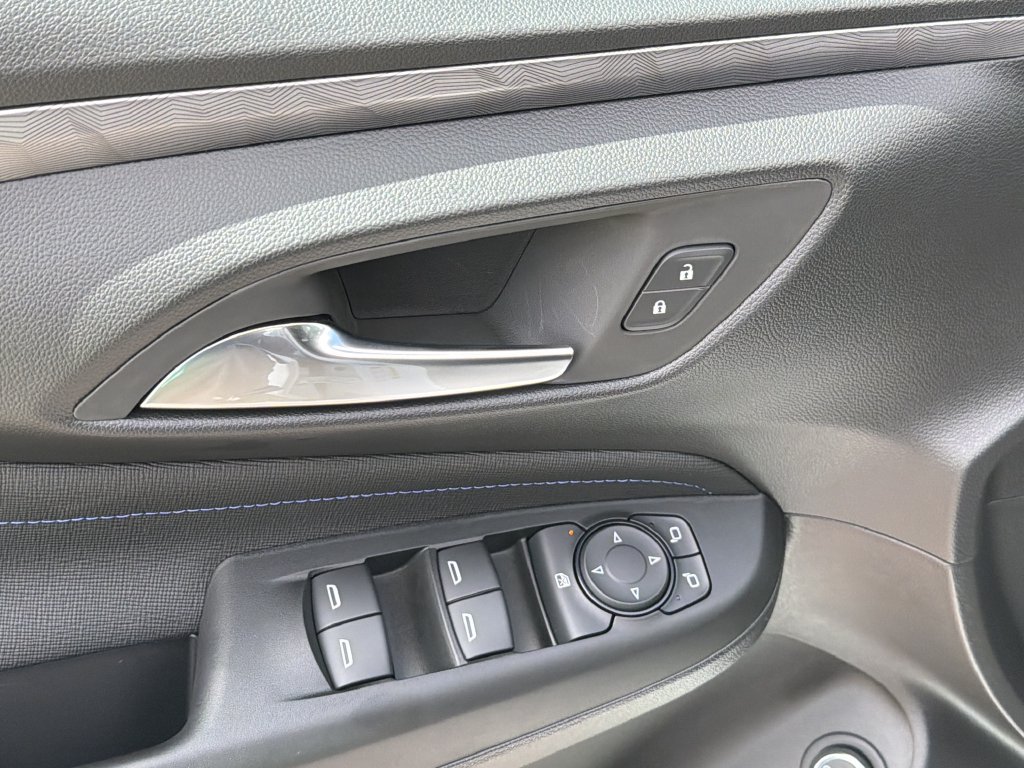 New 2026 Buick Envista Sport Touring w/ Convenience I Package FWD image 20