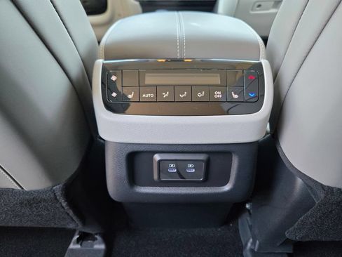 Used 2026 INFINITI QX60 Luxe w/ Cargo Package AWD/4WD image 15