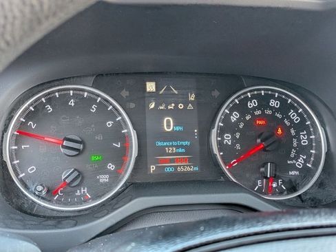 Used 2019 Toyota RAV4 XLE w/ Convenience Package image 11