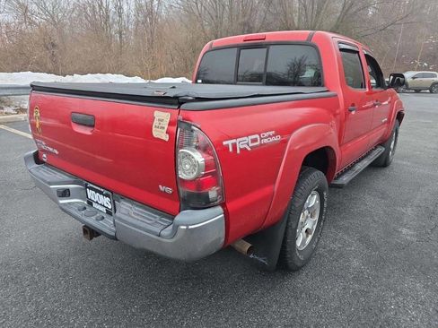 Used 2013 Toyota Tacoma V6 4x4 4dr Double Cab 5.0 ft S w/ TRD Off-Road Pkg image 3