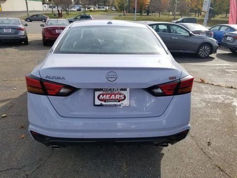 New 2025 Nissan Altima 2.5 SR FWD image 4