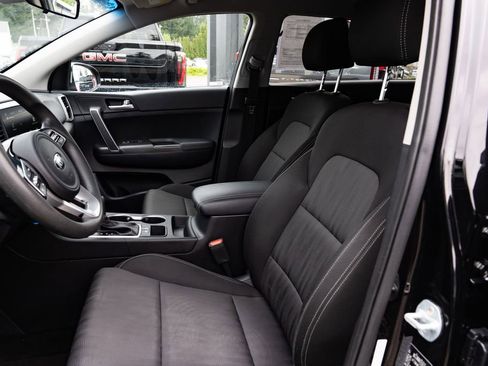 Used 2022 Kia Sportage LX FWD image 18