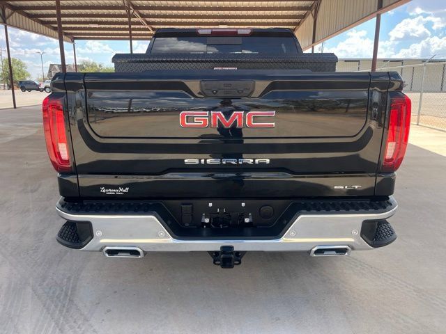 Used 2025 GMC Sierra 1500 SLT AWD/4WD image 6
