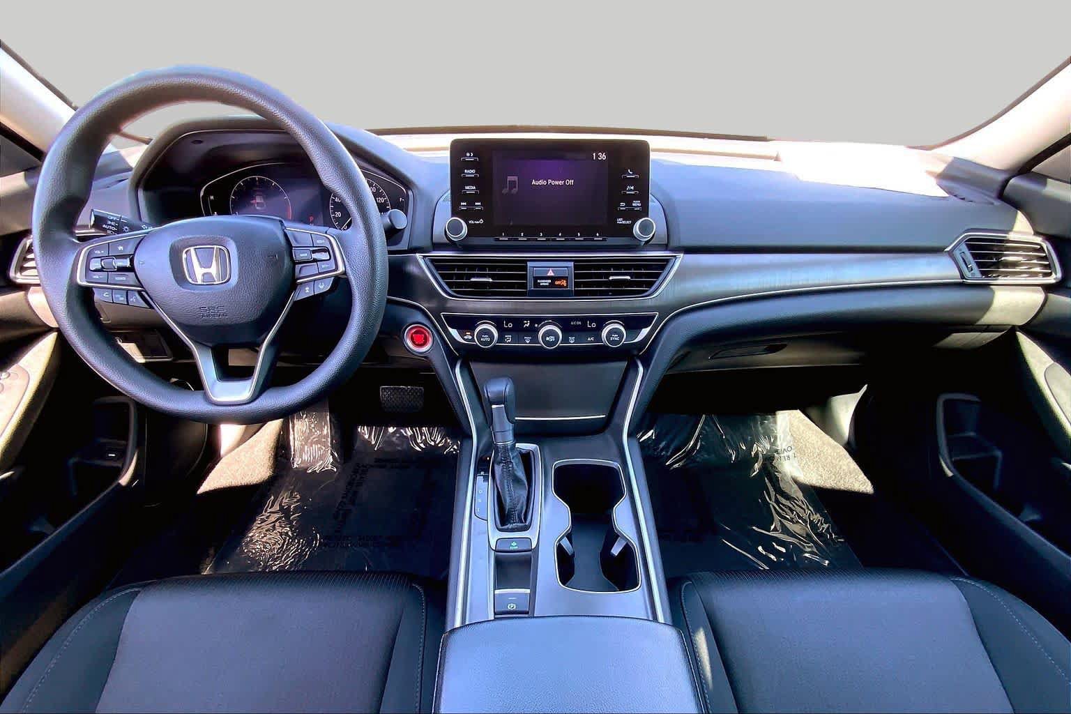 Used 2018 Honda Accord LX image 15