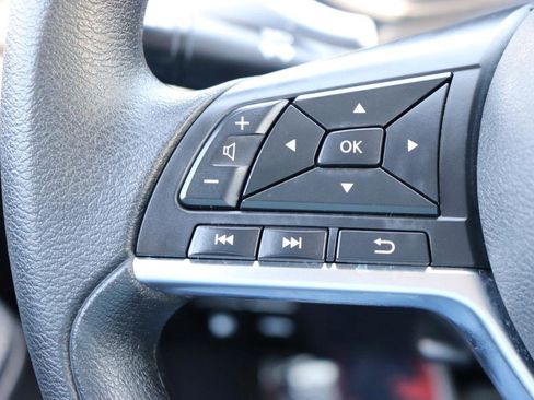 Used 2024 Nissan Versa SV FWD image 27