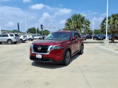 Used 2024 Nissan Pathfinder SV