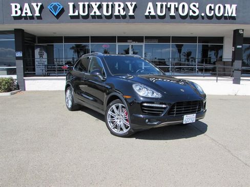 Used 2013 Porsche Cayenne Turbo AWD/4WD image 1