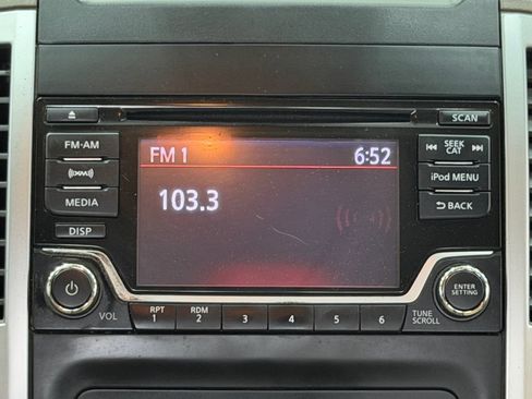 Used 2017 Nissan Frontier SV RWD image 21