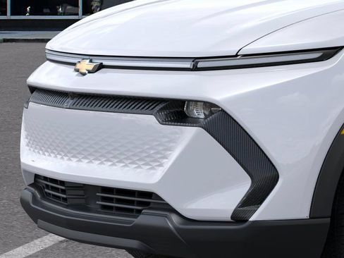 New 2026 Chevrolet Equinox EV LT FWD image 13