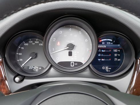 Used 2024 Porsche Macan S image 21