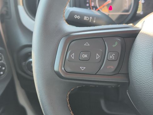 Used 2024 Jeep Gladiator Sport AWD/4WD image 14