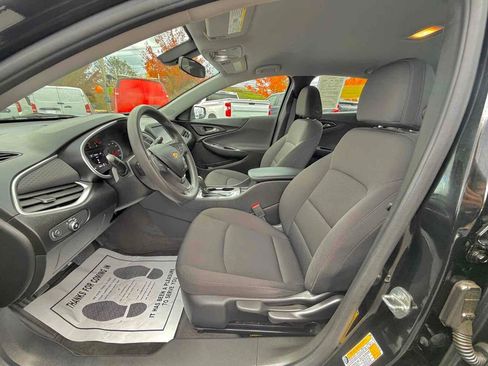 Used 2018 Chevrolet Malibu LS image 12