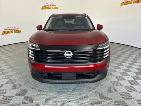 Used 2025 Nissan Kicks SR image 9