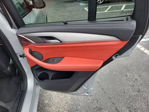 Used 2018 BMW X3 M40i image 33