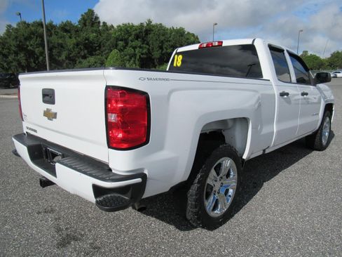 Used 2018 Chevrolet Silverado 1500 Custom w/ Trailering Package RWD image 7