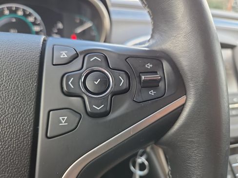 Used 2015 Buick LaCrosse FWD image 26