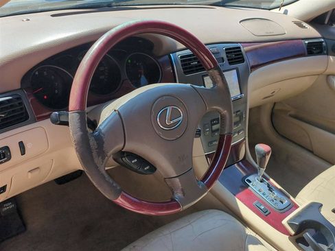 Used 2004 Lexus ES 330 FWD image 24