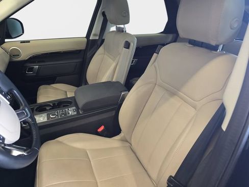 Used 2018 Land Rover Discovery SE AWD/4WD image 19