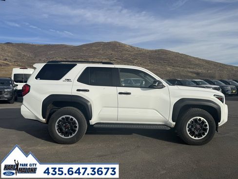 Used 2025 Toyota 4Runner TRD Sport image 2