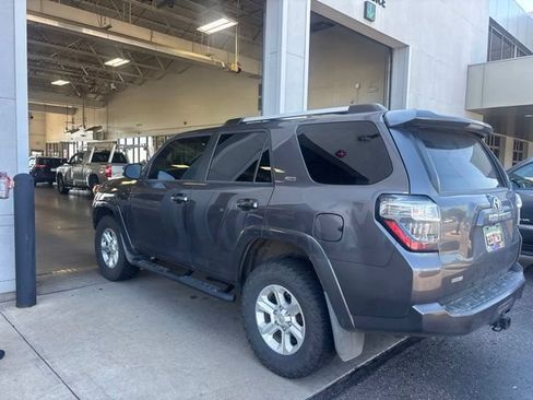 Used 2021 Toyota 4Runner SR5 Premium w/ Moonroof Package AWD/4WD image 2