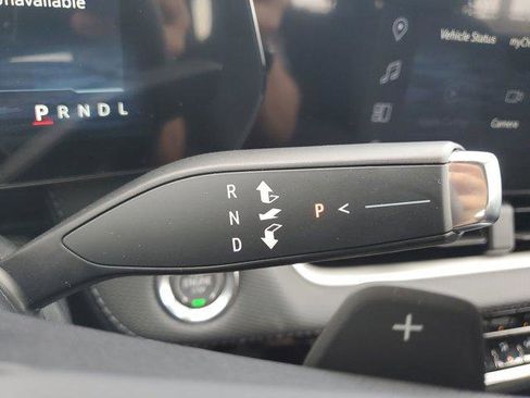 New 2026 Chevrolet Equinox LT w/ Safety and Technology Package FWD image 25