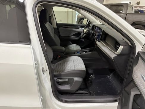 New 2026 Volkswagen Tiguan S AWD/4WD image 36
