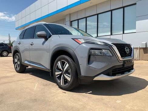 Used 2023 Nissan Rogue Platinum w/ Platinum Premium Package AWD/4WD image 34