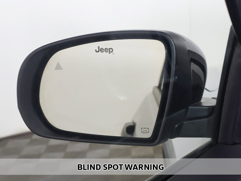 Used 2025 Jeep Compass Sport AWD/4WD image 4