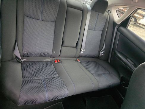 Used 2018 Nissan Sentra SR w/ Technology Package FWD image 13