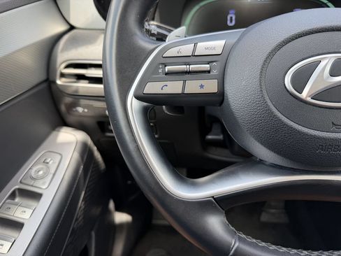 Used 2025 Hyundai Palisade SEL FWD image 16