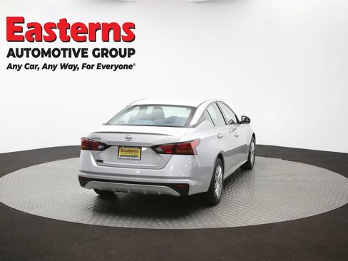 Used 2023 Nissan Altima 2.5 S FWD image 37
