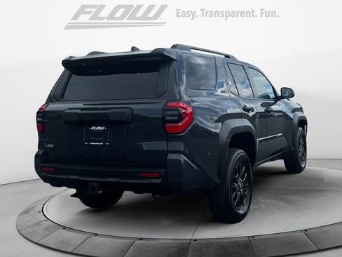 Used 2026 Toyota 4Runner SR5 RWD image 9