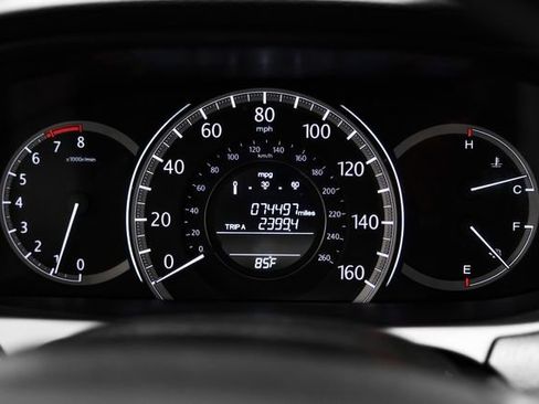 Used 2015 Honda Accord EX-L image 23