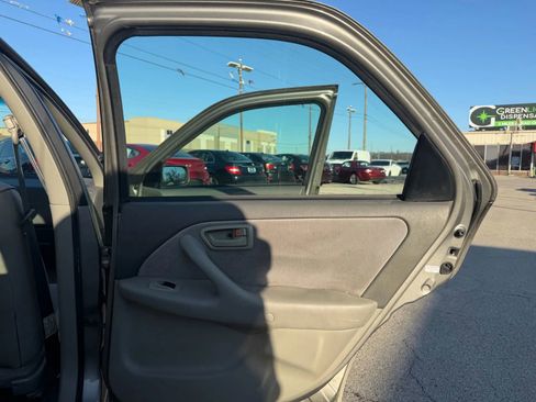 Used 1997 Toyota Camry CE image 13
