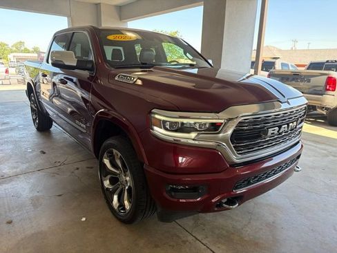 Used 2023 RAM 1500 Limited AWD/4WD image 9