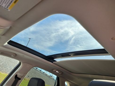 Used 2019 Cadillac XT5 Luxury image 8