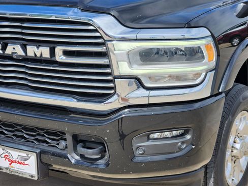 Used 2020 RAM 2500 Laramie AWD/4WD image 9