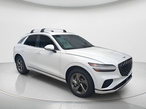Used 2026 Genesis GV70 2.5T AWD/4WD image 3