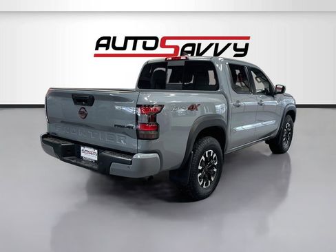 Used 2024 Nissan Frontier PRO-4X w/ Technology Package AWD/4WD image 7