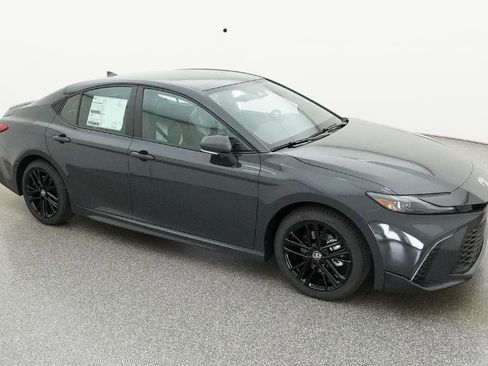 New 2026 Toyota Camry SE FWD image 15