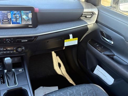 New 2026 Nissan Kicks SV w/ Cold Weather Package image 11