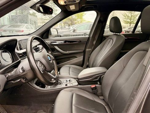 Used 2018 BMW X1 xDrive28i w/ Convenience Package image 2