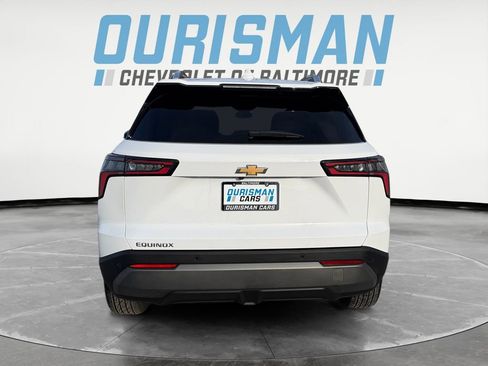 Used 2026 Chevrolet Equinox LT image 5