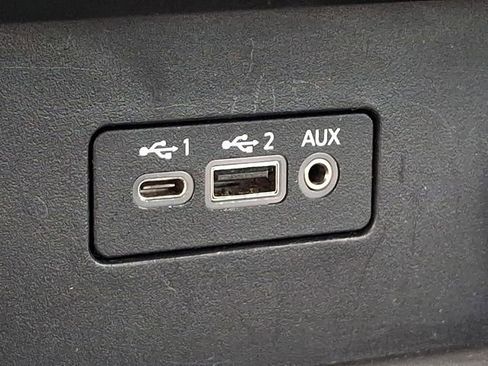 Used 2025 Nissan Altima 2.5 SV image 25